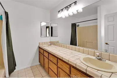 18266 Manzanita, Hesperia, CA 92345 - Photo 20