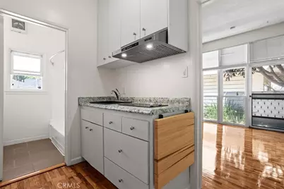 1646 Berkeley, Santa Monica, CA 90404 - Photo 10