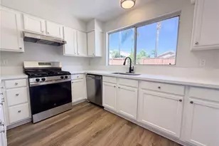43390 Corte Almeria, Temecula, CA 92592 - Photo 6