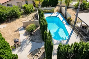 2476 San Padre Ct, Hemet, CA 92545 - Photo 8