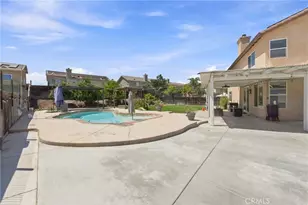 25075 Bonnet Cir, Menifee, CA 92584 - Photo 24