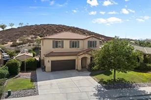 30865 Oak Knoll Dr, Menifee, CA 92584 - Photo 2