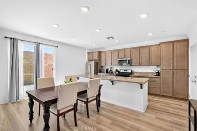 860 S Sumac, Rialto, CA 92376 - Photo 8