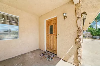 575 Lauresa, Hemet, CA 92544 - Photo 2