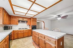 575 Lauresa, Hemet, CA 92544 - Photo 8
