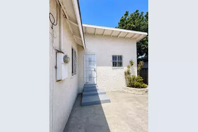 1617 W 58th, Los Angeles, CA 90062 - Photo 4