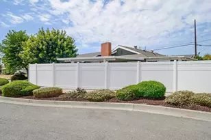 7064 Lion, Rancho Cucamonga, CA 91701 - Photo 6