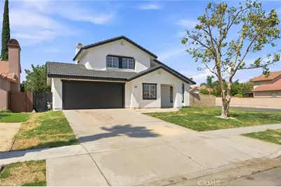 17794 Sandhurst, Fontana, CA 92336 - Photo 4