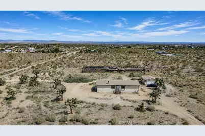 1930 Calaveras, Pinon Hills, CA 92372 - Photo 6