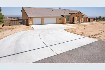 3050 Snow Line, Pinon Hills, CA 92372 - Photo 2