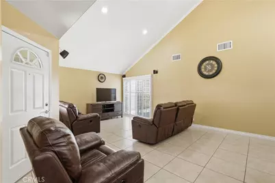 6031 S Van Ness, Los Angeles, CA 90047 - Photo 8