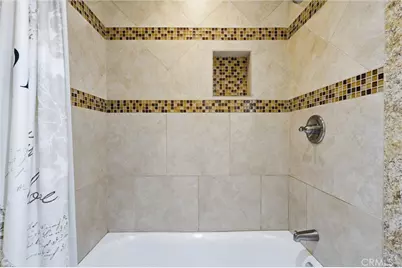 6031 S Van Ness, Los Angeles, CA 90047 - Photo 22