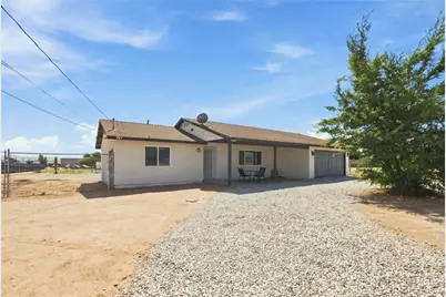 11835 6th, Hesperia, CA 92345 - Photo 2
