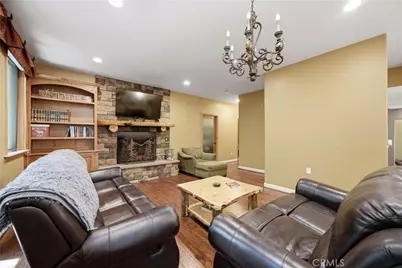 30151 Skyline, Running Springs, CA 92382 - Photo 22