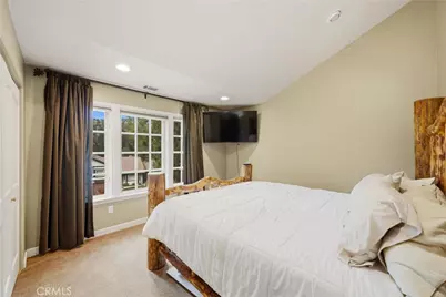 30151 Skyline, Running Springs, CA 92382 - Photo 46