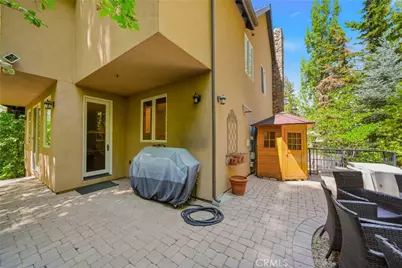 30151 Skyline, Running Springs, CA 92382 - Photo 36
