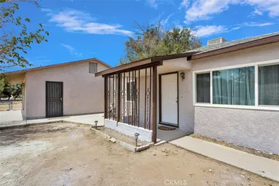 15212 Dos Palmas, Victorville, CA 92392 - Photo 8
