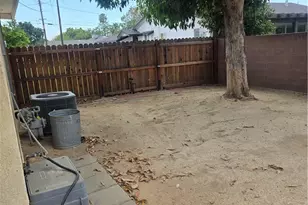 18250 Bonnie, Fontana, CA 92335 - Photo 24