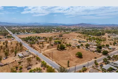 21639 Ellis Avenue, Perris, CA 92572 - Photo 2