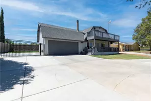 4718 Quartz Hill, Lancaster, CA 93536 - Photo 2