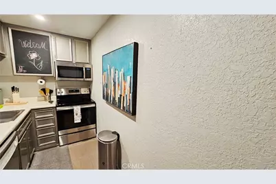 2825 N Los Felices #213, Palm Springs, CA 92262 - Photo 8