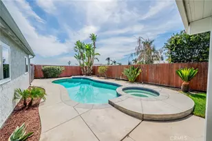 27888 Rainbow Ln, Highland, CA 92346 - Photo 4