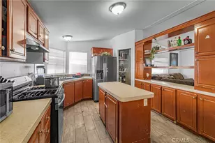 310 E Philadelphia Street, Ontario, CA 91761 - Photo 10