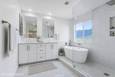 15740 Parry Peak Drive, Fontana, CA 92336 - Photo 10