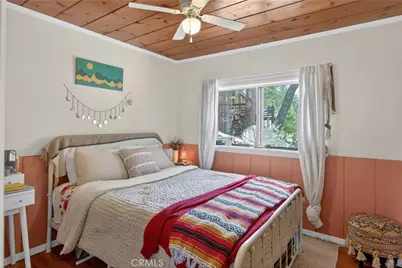 1190 Scenic, Rimforest, CA 92378 - Photo 22