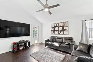 874 S Lamarr St, Rialto, CA 92376 - Photo 6