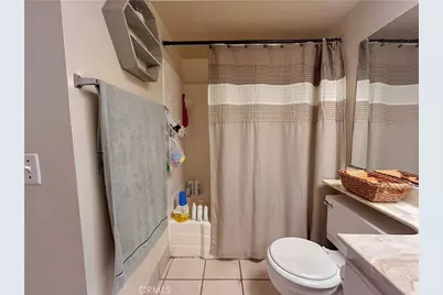 1077 S Santo Antonio Drive #4, Colton, CA 92324 - Photo 10