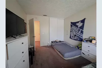 1077 S Santo Antonio Drive #4, Colton, CA 92324 - Photo 12