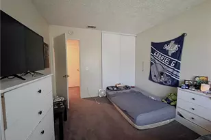 1077 S Santo Antonio Dr, Colton, CA 92324 - Photo 12