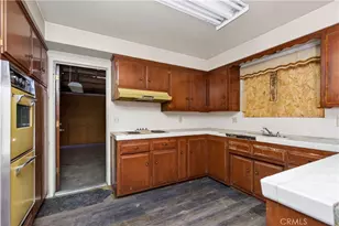 692 S Carmalita, Hemet, CA 92543 - Photo 14