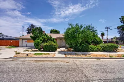 692 S Carmalita, Hemet, CA 92543 - Photo 1