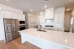 2262 N Marion, Clovis, CA 93619 - Photo 2