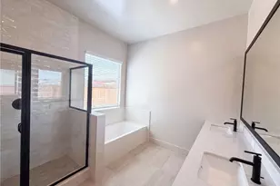 2262 N Marion, Clovis, CA 93619 - Photo 10