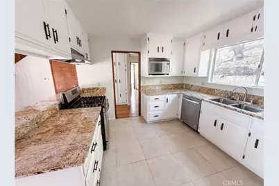 22360 Briarwood, Crestline, CA 92325 - Photo 2