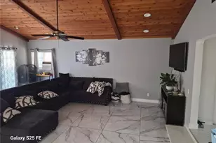 9143 Tamarind, Fontana, CA 92335 - Photo 8