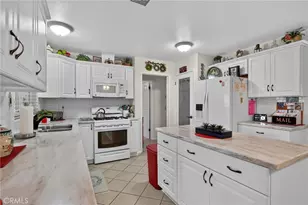 11918 Peach Tree Rd, Yucaipa, CA 92399 - Photo 10