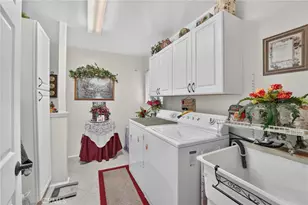 11918 Peach Tree Rd, Yucaipa, CA 92399 - Photo 20