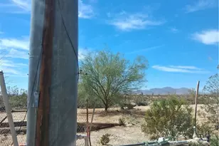 45922 Lani Kai, Newberry Springs, CA 92365 - Photo 8