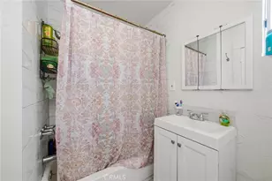 724 E 50th, Los Angeles, CA 90011 - Photo 32