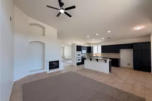 39518 Corte Gata, Murrieta, CA 92562 - Photo 6