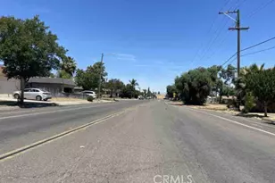 4497 N Chestnut, Fresno, CA 93726 - Photo 2