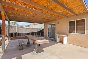 4655 Birchleaf Ln, Hemet, CA 92545 - Photo 16