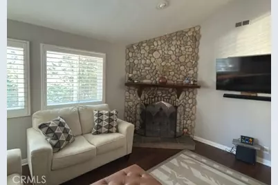 33519 Falling Leaf Drive, Green Valley Lake, CA 92341 - Photo 6
