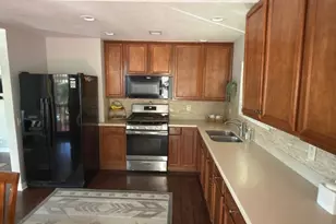 33519 Falling Leaf Dr, Green Valley Lake, CA 92341 - Photo 2