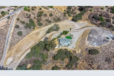 8081 Popely Pass, Corona, CA 92883 - Photo 2