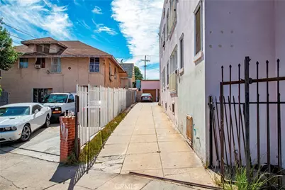 1409 Courtland Avenue, Los Angeles, CA 90006 - Photo 10